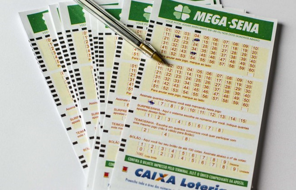 Ir para  <p>Nenhum apostador acertou as seis dezenas do concurso 1865 da Mega-Sena, sorteado na noite desta quinta-feira, em Piripiri, interior do Piau&iacute;. O pr&ecirc;mio principal do pr&oacute;ximo sorteio, no s&aacute;bado que...